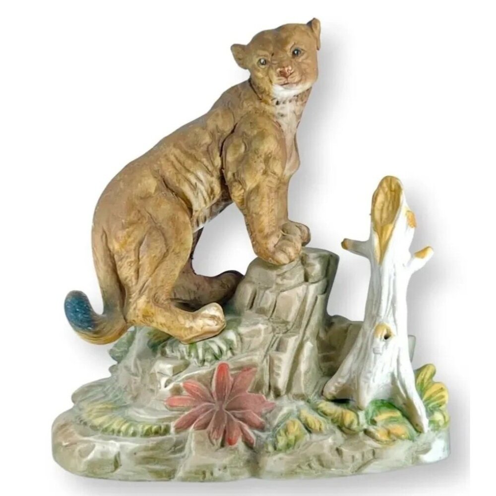 VTG Porcelain Cougar Mtn Lion Rare Figurine Wildlife Statue 6 1/2 " MCM Hunting